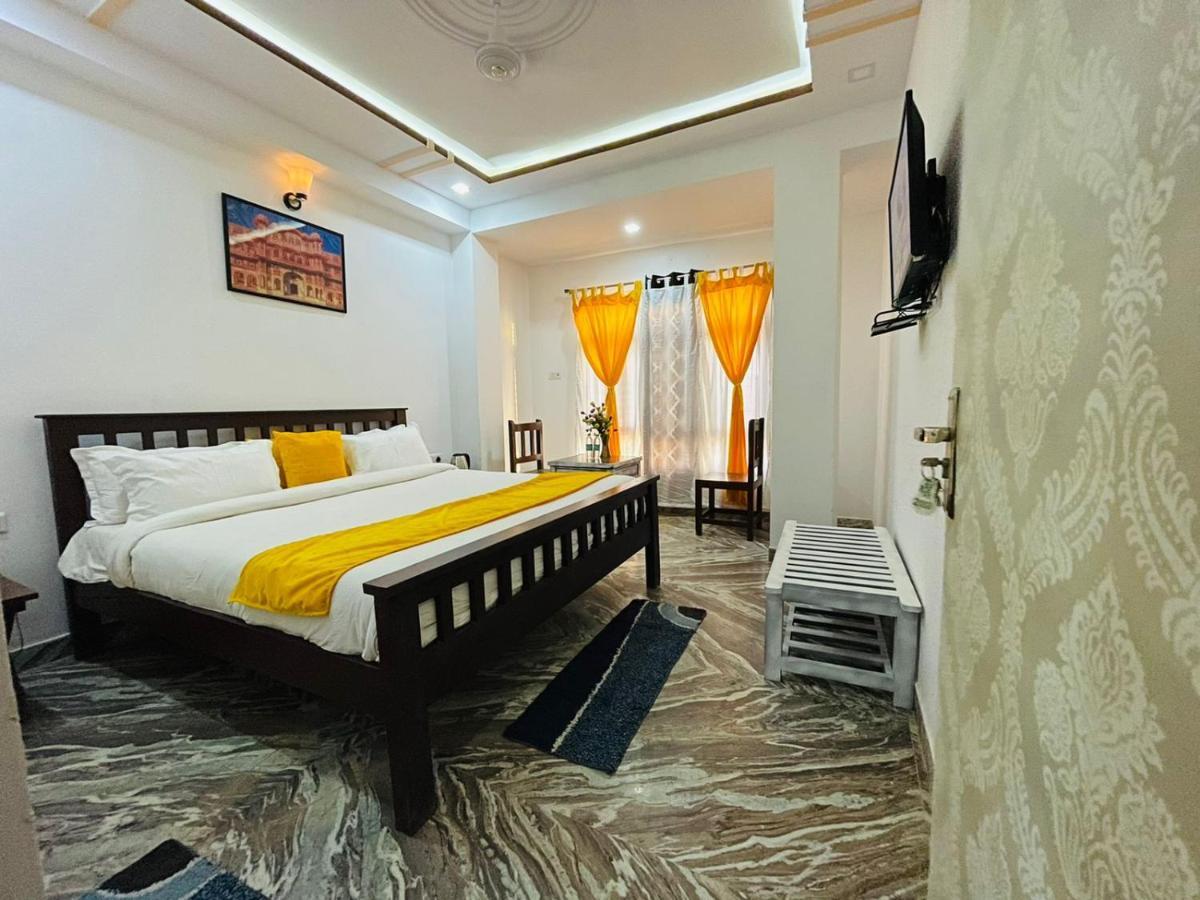 Hotel Canberra 斋沙默尔 外观 照片